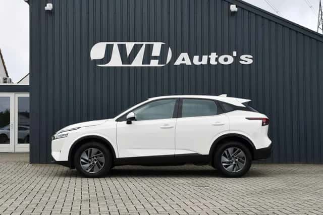 Nissan Qashqai (2023) thumbnail 2