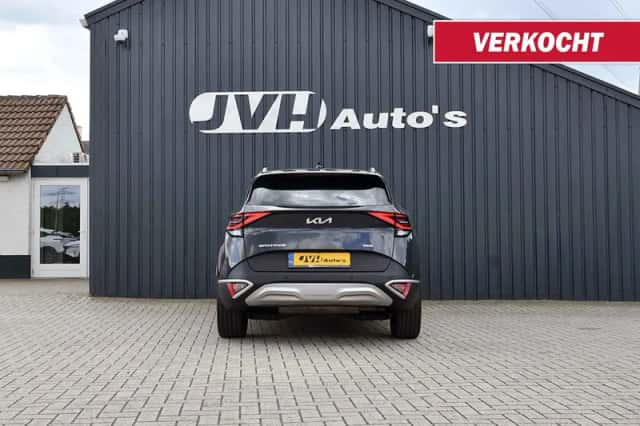 Kia Sportage (2023) thumbnail 5