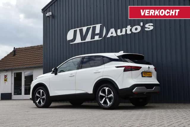 Nissan Qashqai (2022) thumbnail 2