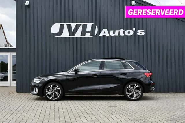 Audi A3 (2021) thumbnail 2