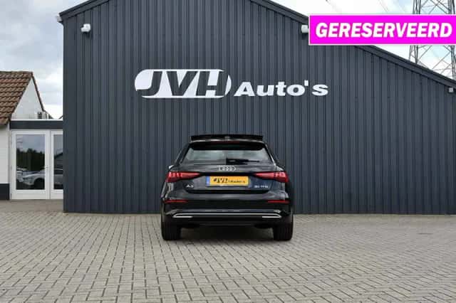 Audi A3 (2021) thumbnail 5