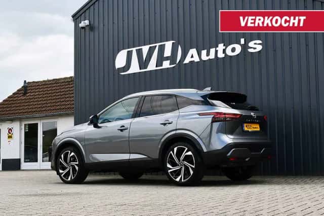 Nissan Qashqai (2023) thumbnail 3