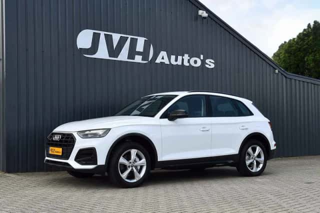 Audi Q5 (2024) thumbnail 1