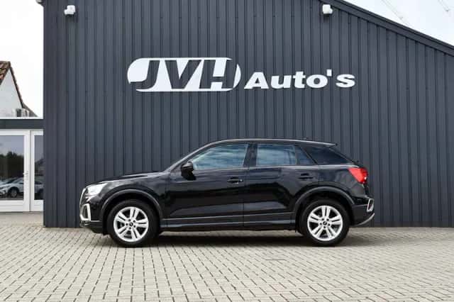 Audi Q2 (2024) thumbnail 2