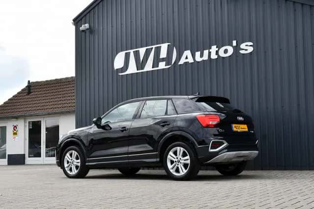Audi Q2 (2024) thumbnail 3