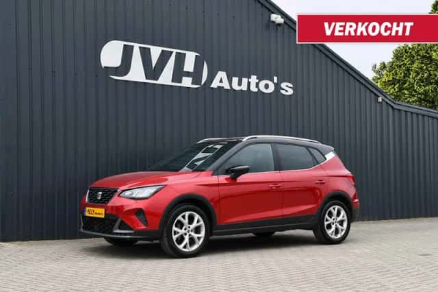 SEAT Arona (2023) thumbnail 1