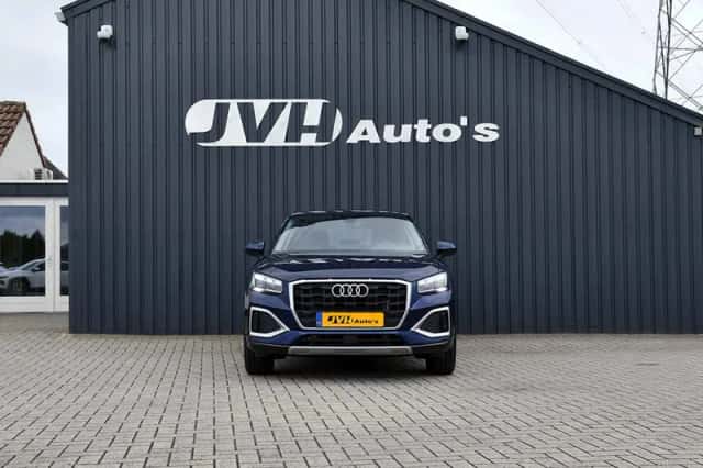Audi Q2 (2023) thumbnail 4