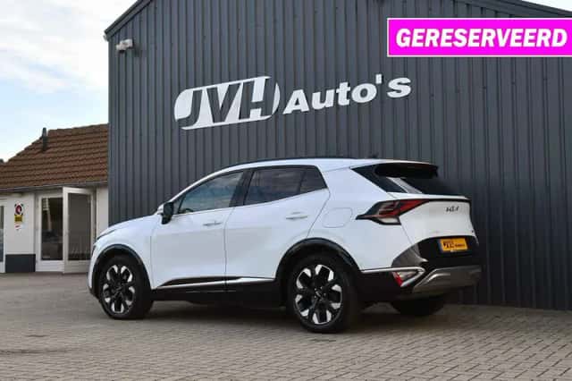 Kia Sportage (2023) thumbnail 2