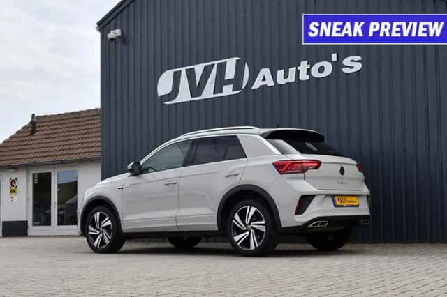 Volkswagen T-Roc (2025) thumbnail 2