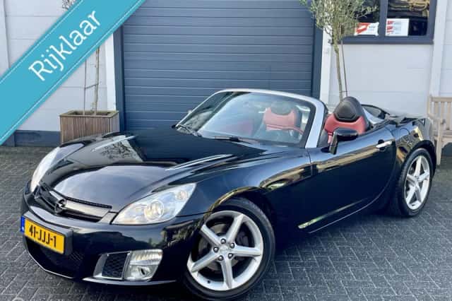 Opel GT (2009) thumbnail 1