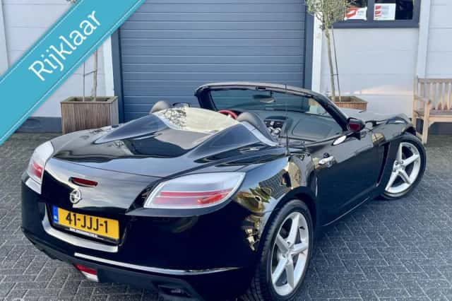 Opel GT (2009) thumbnail 2