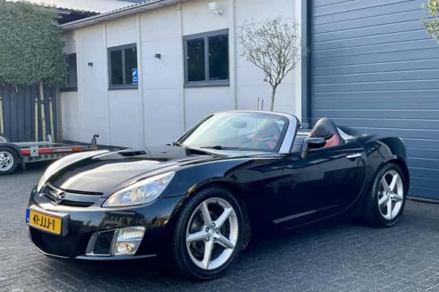 Opel GT (2009) thumbnail 6