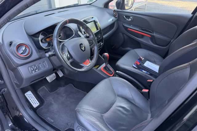 Renault Clio (2014) thumbnail 3