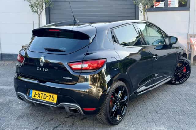 Renault Clio (2014) thumbnail 5
