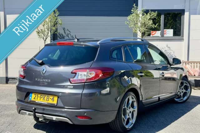 Renault Mégane (2011) thumbnail 2