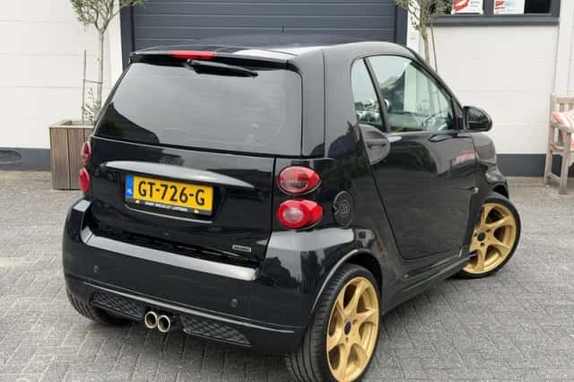 Smart ForTwo (2010) thumbnail 5