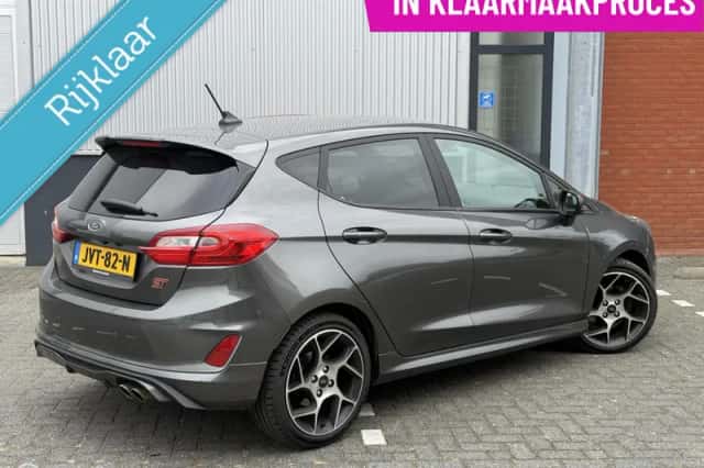 Ford Fiesta (2020) thumbnail 2