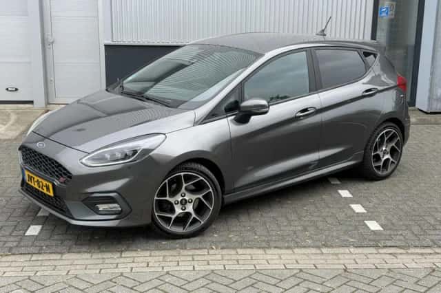 Ford Fiesta (2020) thumbnail 4