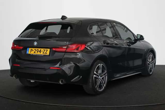 BMW 1-Serie (2022) thumbnail 3