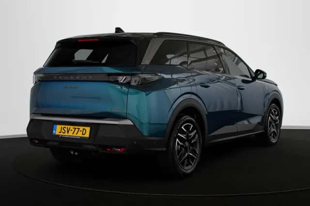 Peugeot 5008 (2025) thumbnail 3
