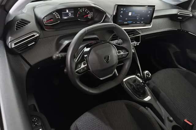 Peugeot 208 (2025) thumbnail 5