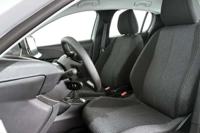 Peugeot 208 (2025) thumbnail 6