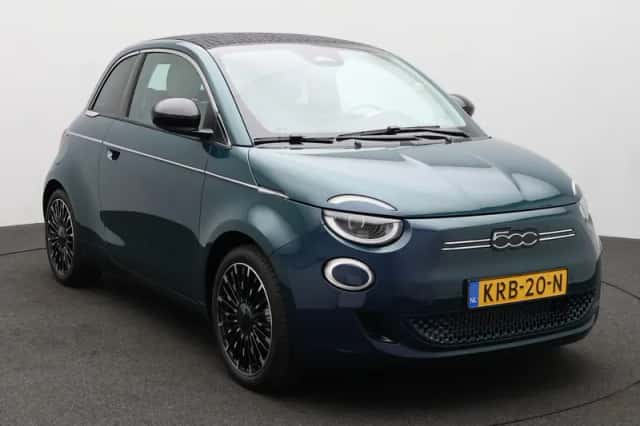 Fiat 500C (2026) thumbnail 2