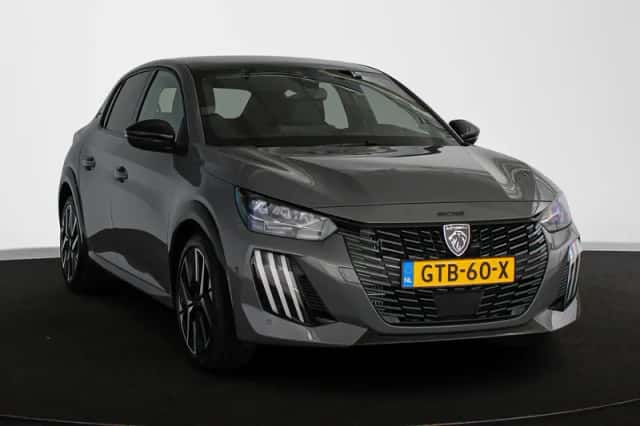 Peugeot 208 (2024) thumbnail 2
