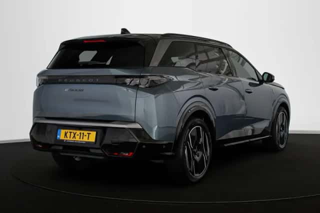 Peugeot E-5008 (2025) thumbnail 3