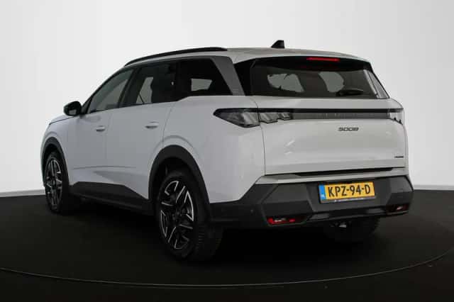 Peugeot 5008 (2025) thumbnail 4