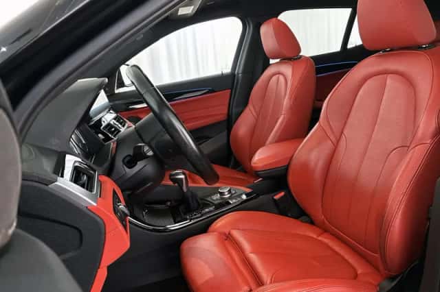 BMW X2 (2021) thumbnail 6