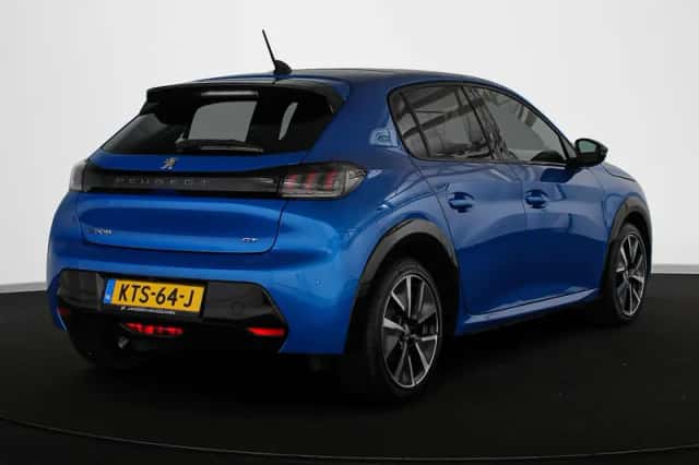 Peugeot e-208 (2022) thumbnail 3