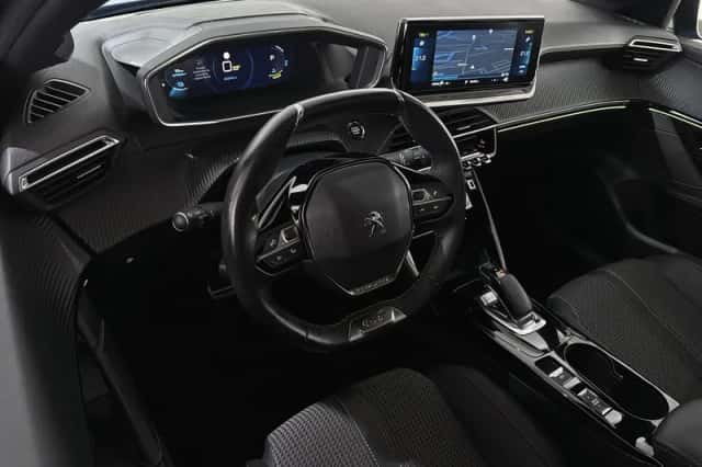 Peugeot e-208 (2022) thumbnail 5