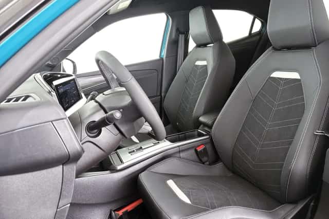 Opel Mokka-e (2026) thumbnail 6