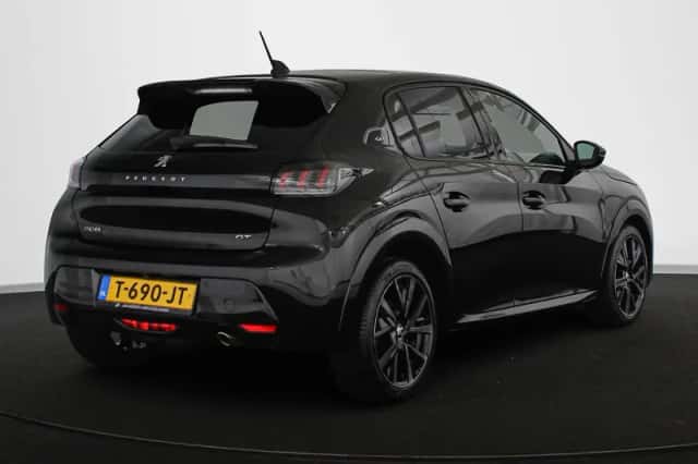 Peugeot 208 (2023) thumbnail 3