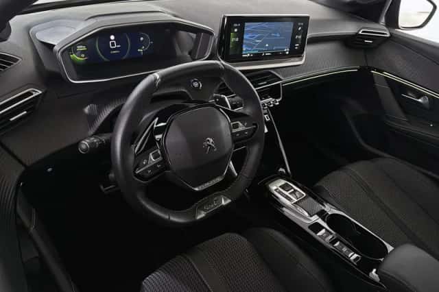 Peugeot 208 (2023) thumbnail 5