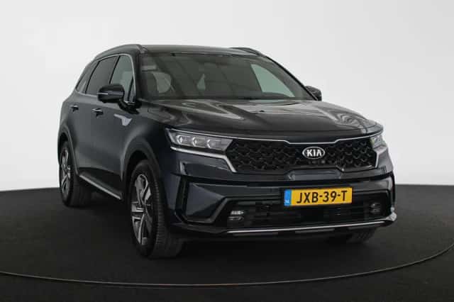 Kia Sorento (2021) thumbnail 2