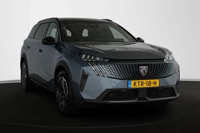 Peugeot 5008 (2026) thumbnail 2