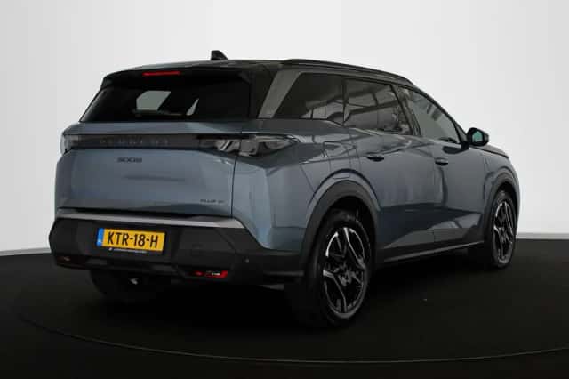 Peugeot 5008 (2026) thumbnail 3