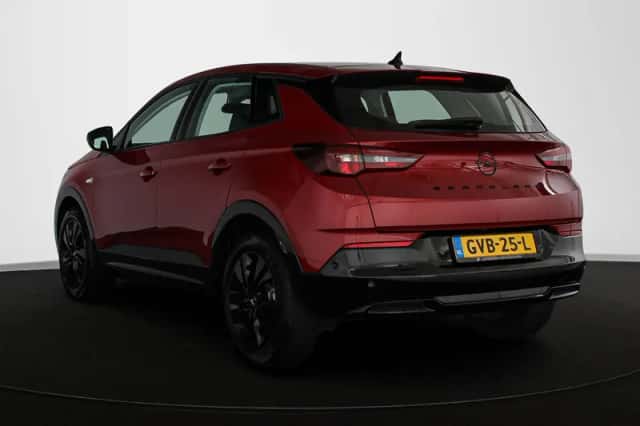 Opel Grandland (2024) thumbnail 4