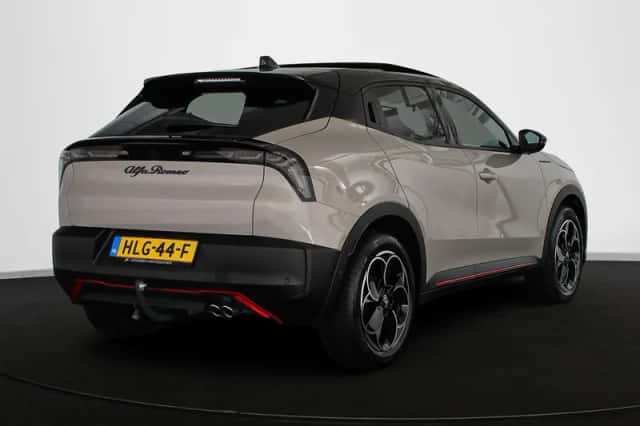 Alfa Romeo Junior (2025) thumbnail 3