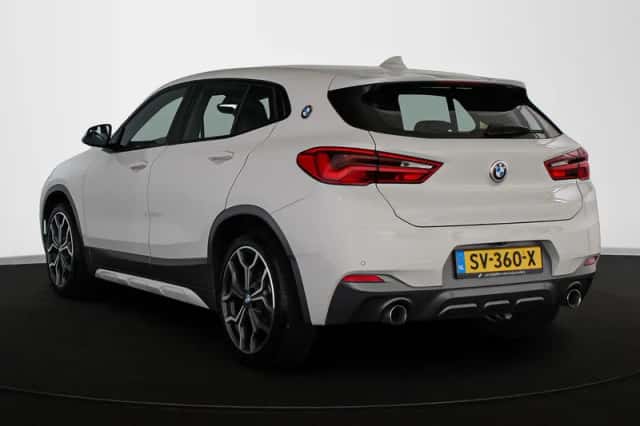 BMW X2 (2018) thumbnail 4