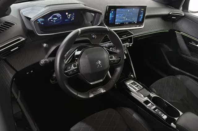 Peugeot e-208 (2022) thumbnail 5