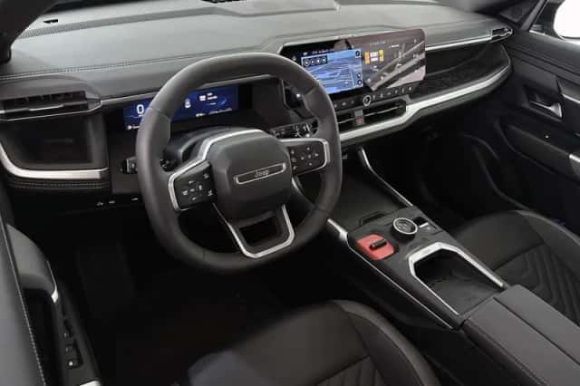 Jeep Compass (2026) thumbnail 5