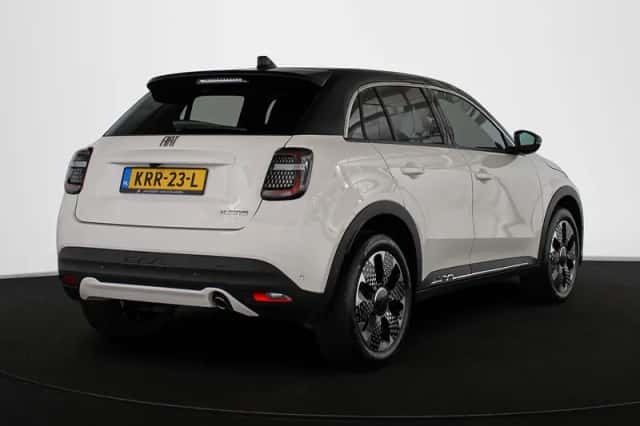 Fiat 600 (2025) thumbnail 3