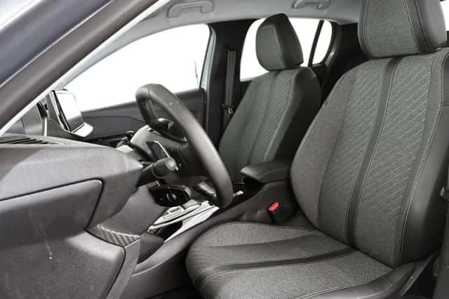 Peugeot 208 (2025) thumbnail 6