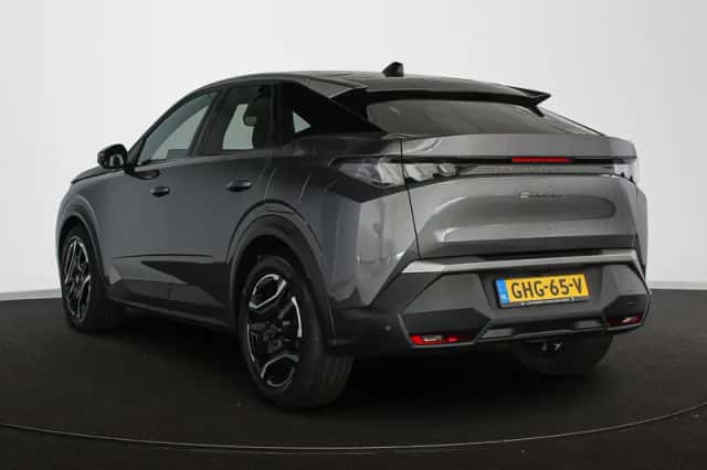 Peugeot e-3008 (2024) thumbnail 4