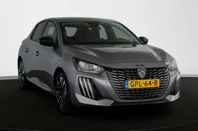 Peugeot 208 (2024) thumbnail 2