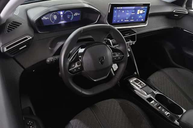 Peugeot 208 (2024) thumbnail 5
