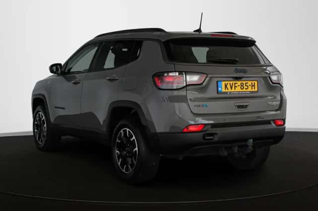 Jeep Compass (2022) thumbnail 4